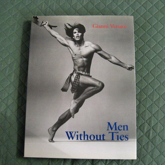 🌈 Gianni Versace Men Without Ties Book